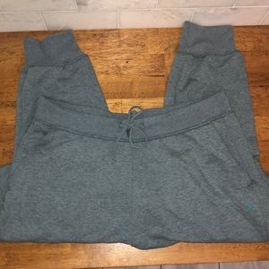 Nike Women’s Jogger Sweatpants size Large